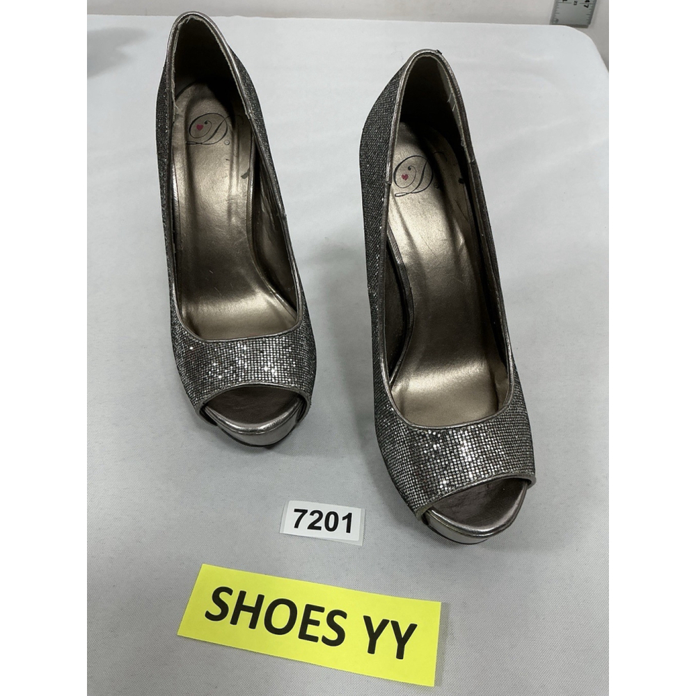 Womans Ď Slip On Platform Stiletto Dress Pumps Size 6 Silver Peep Toe